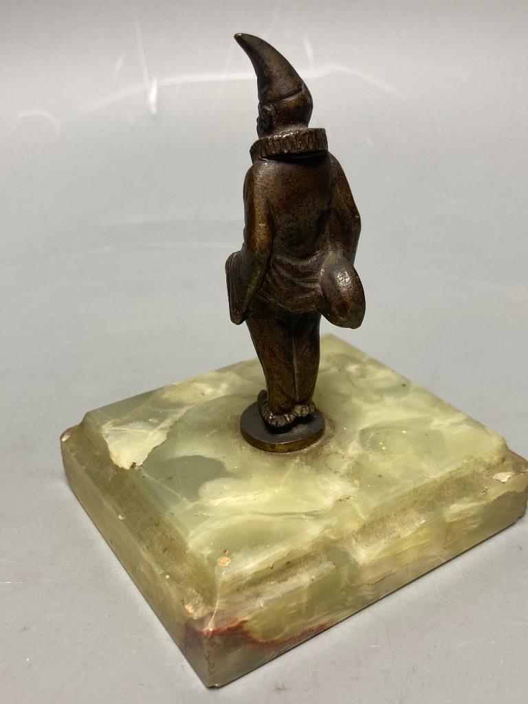 An Art Deco style bronze pierrot, on onyx base, height 10cm